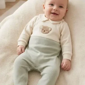 Baby clothes
